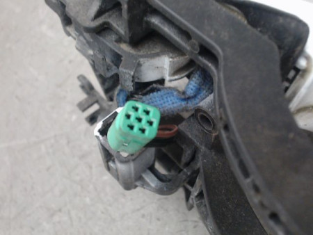 POIGNEE EXTERIEURE PORTE AVANT DROIT FORD KUGA