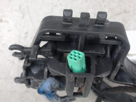 POIGNEE EXTERIEURE PORTE AVANT GAUCHE FORD KUGA
