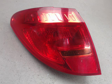 FEU ARRIERE GAUCHE  OPEL MERIVA