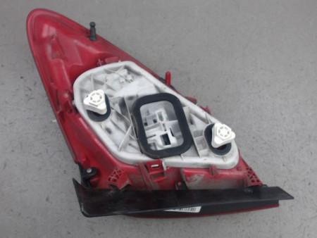 FEU ARRIERE GAUCHE  OPEL MERIVA