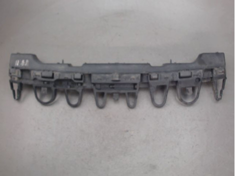 SUPPORT CENTRAL PARE-CHOC ARRIERE  RENAULT CLIO