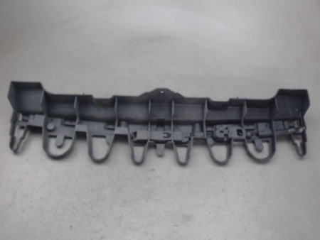 SUPPORT CENTRAL PARE-CHOC ARRIERE  RENAULT CLIO
