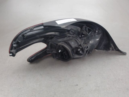 FEU ARRIERE DROIT PEUGEOT 208