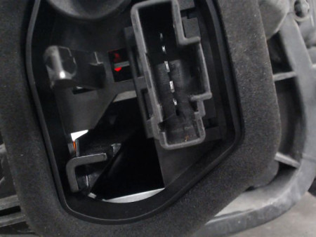 FEU ARRIERE DROIT PEUGEOT 208