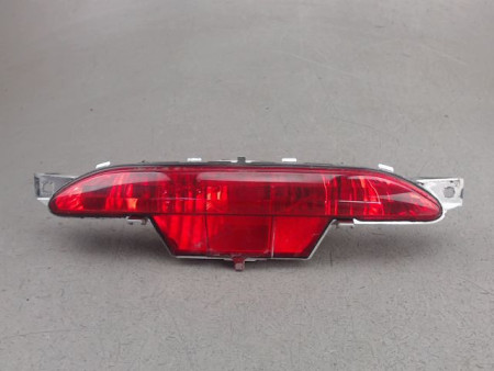 FEU BROUILLARD CENTRAL ARRIERE PEUGEOT 208