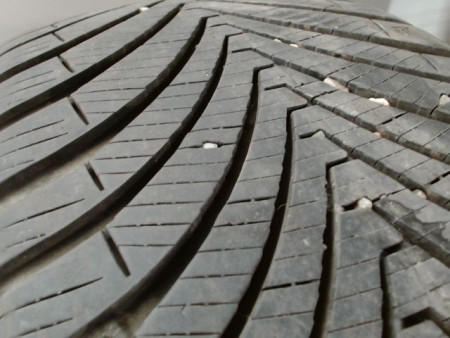 Paire de pneus KUMHO SOLUS 4S HA32 195 50 15 82 V