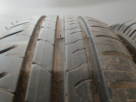 Paire de pneus MICHELIN ENERGY SAVER + 175 65 15 84 H
