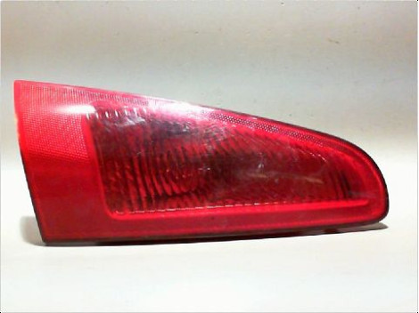 FEU ARRIERE INTERIEUR GAUCHE ALFA ROMEO 147 3P