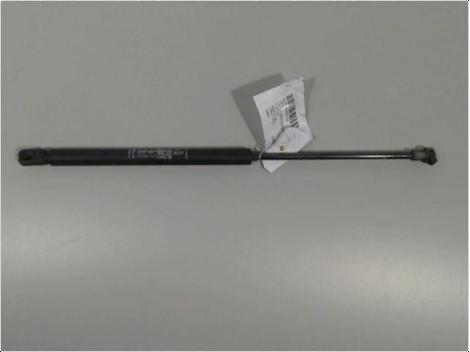 VERIN GAUCHE HAYON ALFA ROMEO 147 5P