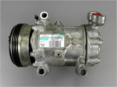 COMPRESSEUR AIR CONDITIONNE RENAULT CLIO 2012