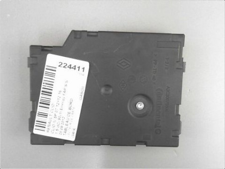 LECTEUR DE CARTE RENAULT CLIO 2012