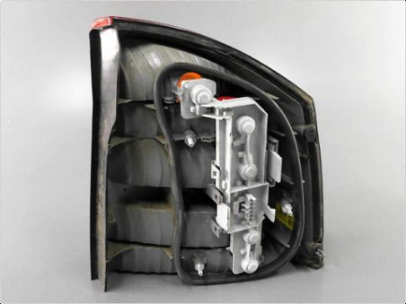 FEU ARRIERE GAUCHE  OPEL VECTRA 2009