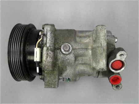 COMPRESSEUR AIR CONDITIONNE RENAULT CLIO 2005