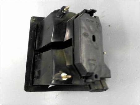 FEU ARRIERE GAUCHE  SEAT TOLEDO 1993
