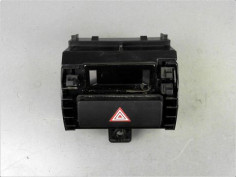 BOUTON DE WARNING TOYOTA HILUX  X-TRA CABINE