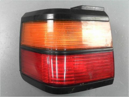 FEU ARRIERE GAUCHE  VOLKSWAGEN PASSAT 1991