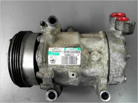 COMPRESSEUR AIR CONDITIONNE RENAULT CLIO 2012