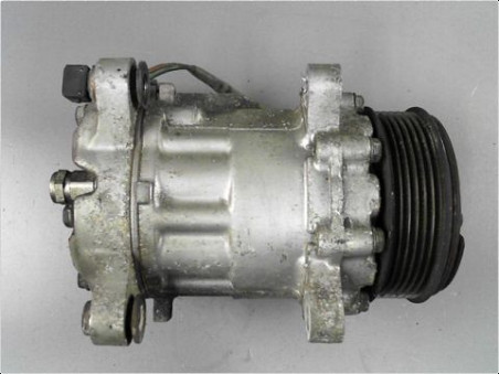 COMPRESSEUR AIR CONDITIONNE VOLKSWAGEN POLO 1998