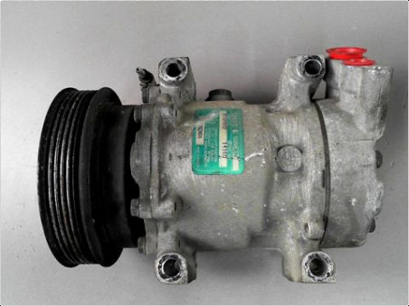 COMPRESSEUR AIR CONDITIONNE RENAULT CLIO 2001