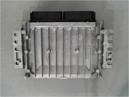 CALCULATEUR MOTEUR RENAULT KANGOO 2000