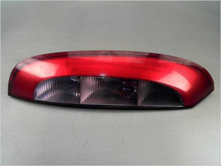 FEU ARRIERE GAUCHE  OPEL CORSA 2002