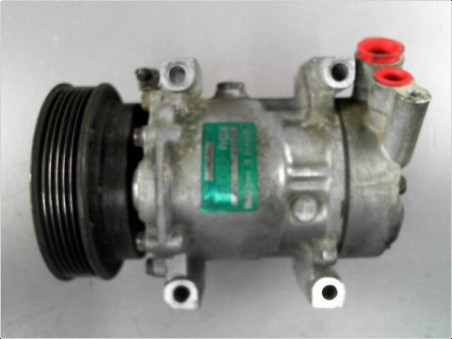 COMPRESSEUR AIR CONDITIONNE RENAULT CLIO 2001