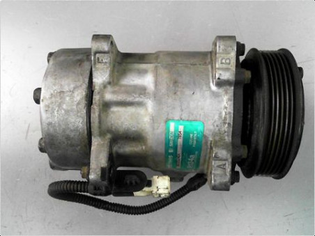 COMPRESSEUR AIR CONDITIONNE PEUGEOT 405 1995