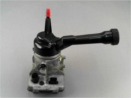 POMPE DIRECTION ASSISTEE PEUGEOT 308 2010