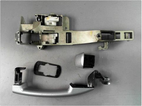 POIGNEE EXTERIEURE PORTE ARRIERE DROIT PEUGEOT 407 SW
