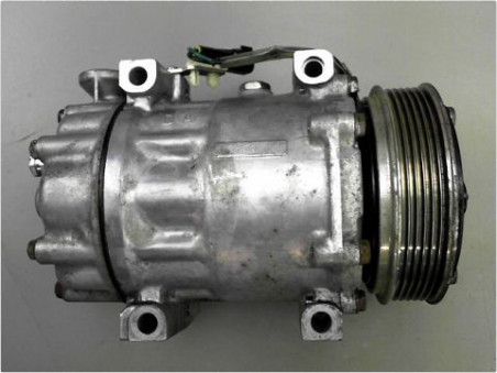 COMPRESSEUR AIR CONDITIONNE FORD FIESTA 2006