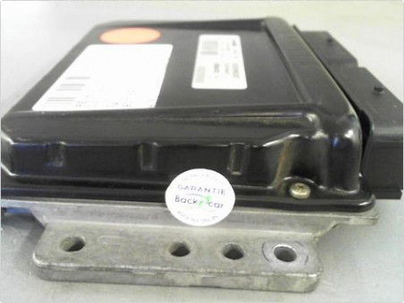 CALCULATEUR MOTEUR RENAULT CLIO 2000