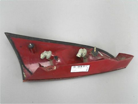 FEU ARRIERE GAUCHE  FORD FOCUS 2004