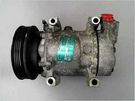 COMPRESSEUR AIR CONDITIONNE RENAULT CLIO 2002