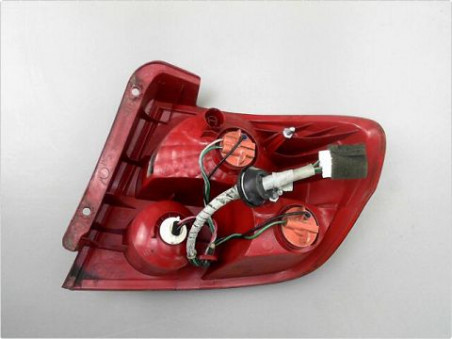 FEU ARRIERE GAUCHE  HYUNDAI GETZ 2004