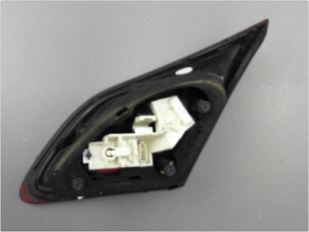 FEU ARRIERE INTERIEUR GAUCHE OPEL ASTRA 2010