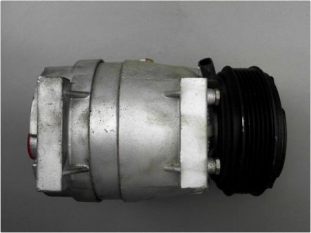 COMPRESSEUR AIR CONDITIONNE RENAULT SCENIC 2001