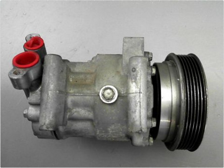 COMPRESSEUR AIR CONDITIONNE RENAULT CLIO ESTATE 2010