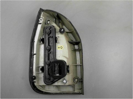 FEU ARRIERE DROIT OPEL ZAFIRA 2000