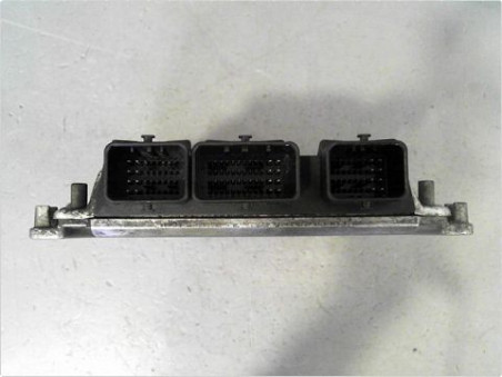 CALCULATEUR MOTEUR CITROEN XSARA PICASSO 2002