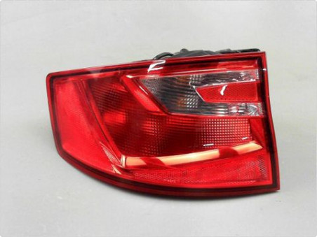FEU ARRIERE GAUCHE  SEAT TOLEDO 2012