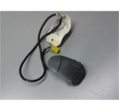 COMMANDE AUTORADIO RENAULT TWINGO PH.3 00-07