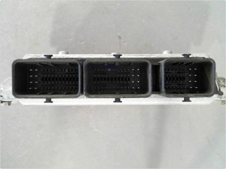 CALCULATEUR MOTEUR FORD FOCUS C-MAX 2007