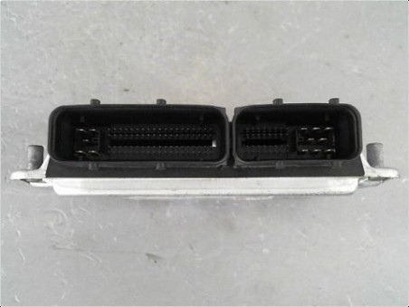 CALCULATEUR MOTEUR VOLKSWAGEN POLO 2003