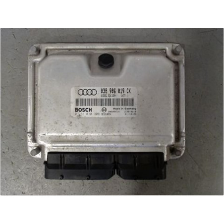 CALCULATEUR MOTEUR AUDI A3 2002