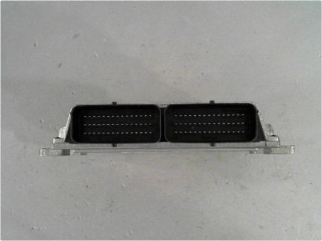 CALCULATEUR MOTEUR DACIA SANDERO 2009