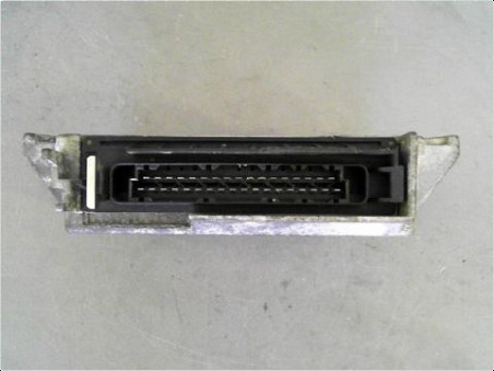 CALCULATEUR MOTEUR RENAULT CLIO 1996