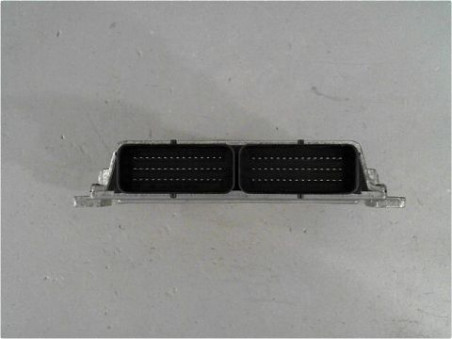 CALCULATEUR MOTEUR DACIA SANDERO 2010