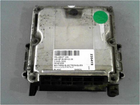 CALCULATEUR MOTEUR PEUGEOT 206 2000