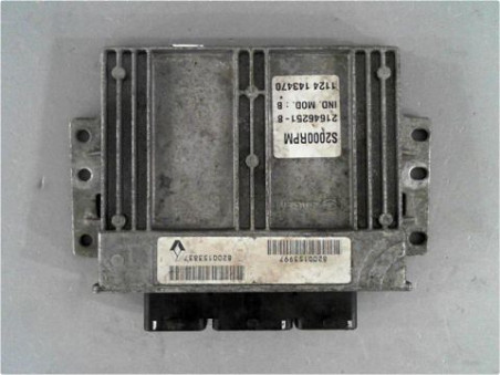 CALCULATEUR MOTEUR RENAULT LAGUNA 2001