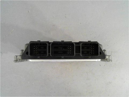 CALCULATEUR MOTEUR PEUGEOT 206 2003